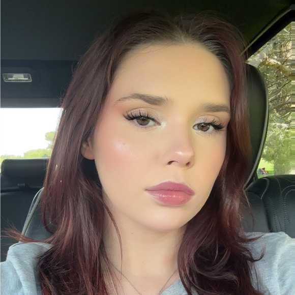 💖 Meet Your Posher 💖 - Picture 15 of 16